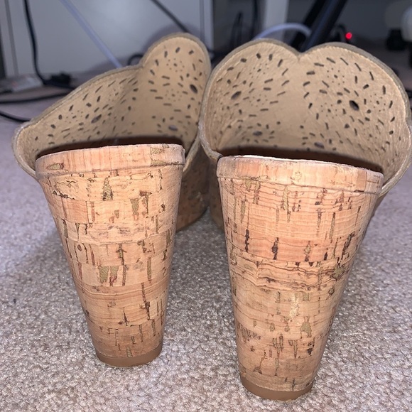 Jack Rogers Ronnie Tan/Brown Wedge Cork Sandal - Picture 7 of 12